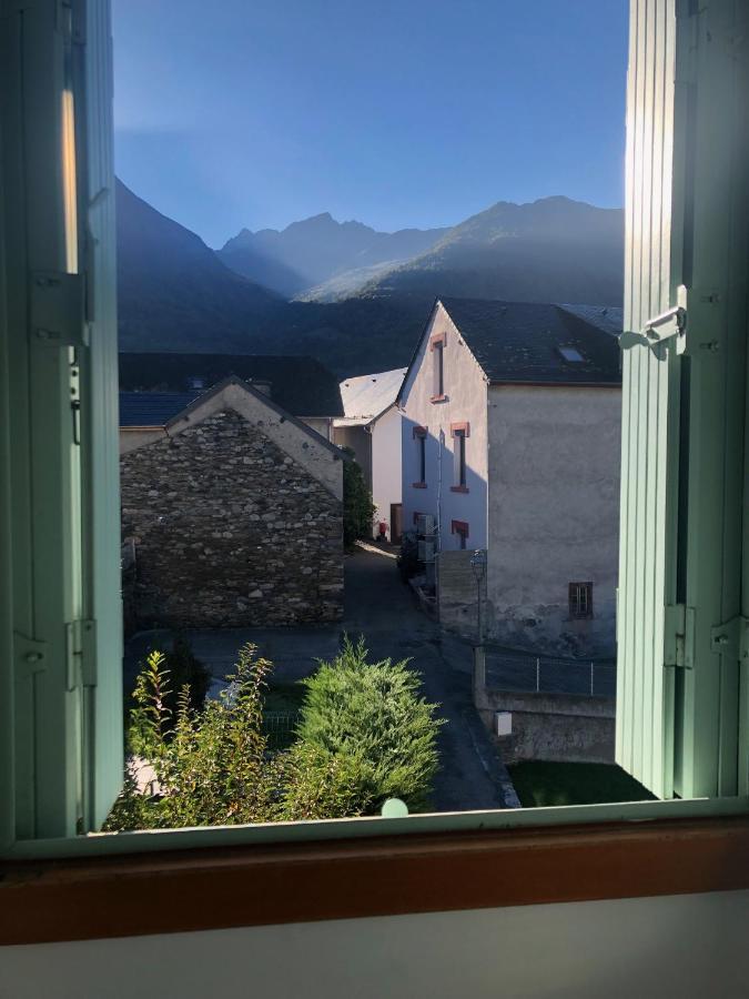 Chambre Suite Entree Independante A Luz Luz-Saint-Sauveur Dış mekan fotoğraf